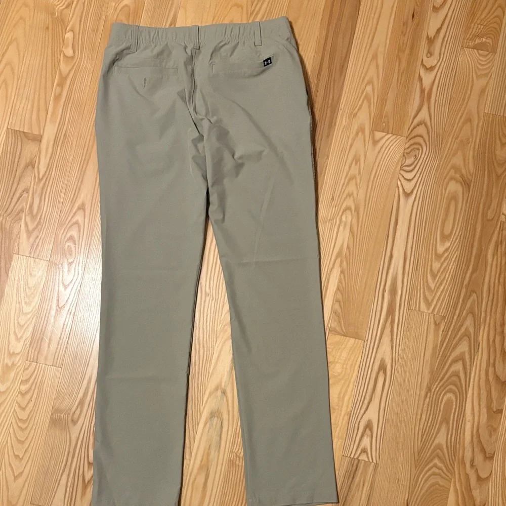 Under Armour Men's Tan Chinos - Picture 3 of 3